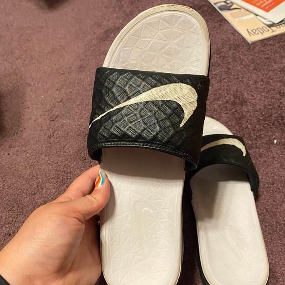 Nike slides Womens size 10 - Picture 3 of 5